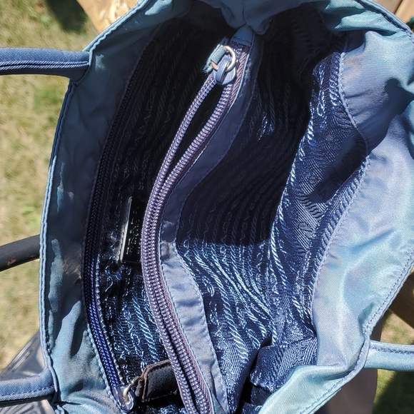 💥💥SOLD💥💥Prada bag - Picture 8 of 15